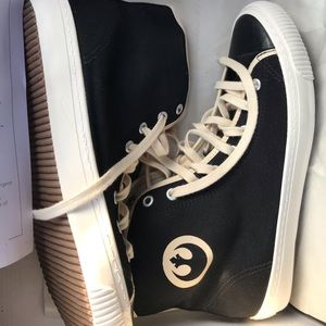 Brand new po-zu canvas Star Wars high tops!